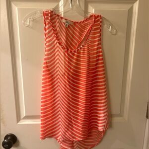 Woman’s Ya Los Angeles Tank Top Size Medium